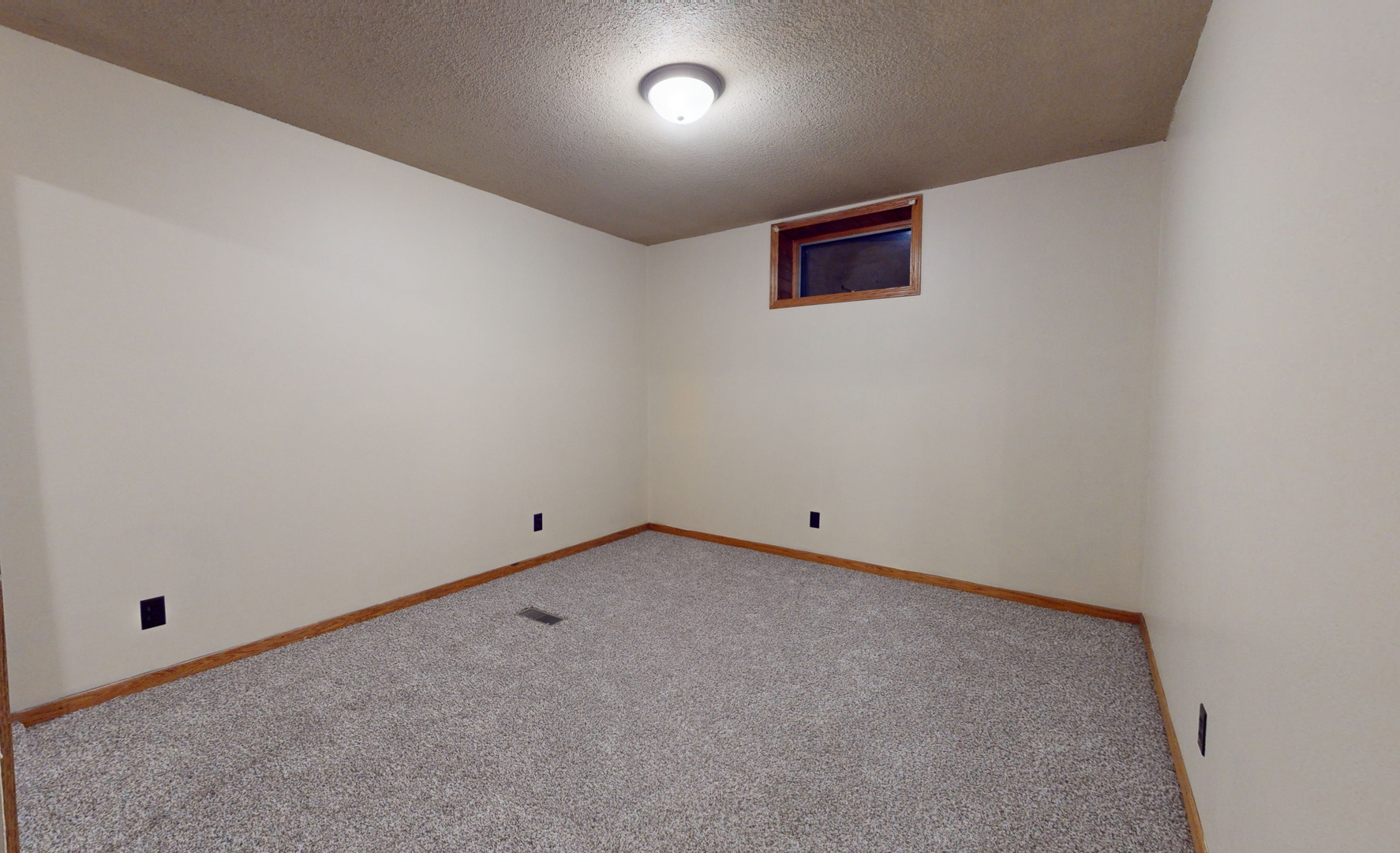 5143 East 2950 N Road Potomac, IL 61865 - Photo 8 of 22 Gallery Image 8