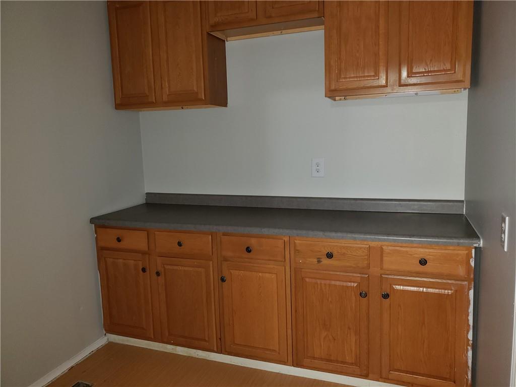 8120 Gilmore Road Indianapolis, IN 46219 - Photo 6 of 13 Gallery Image 6