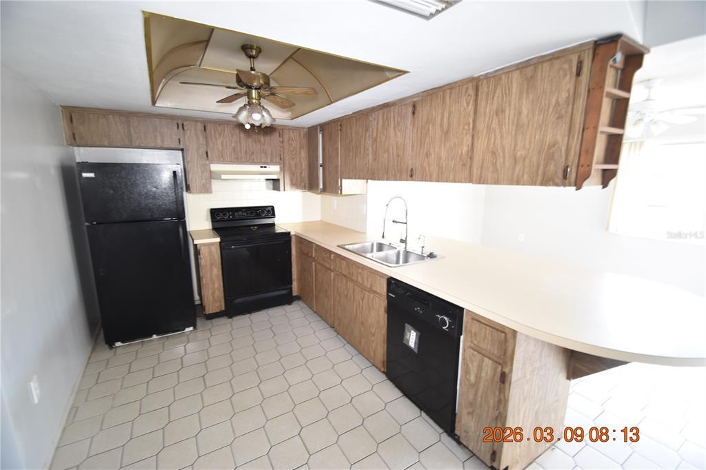 7338 Foxbloom Drive Port Richey, FL 34668 - Photo 14 of 40