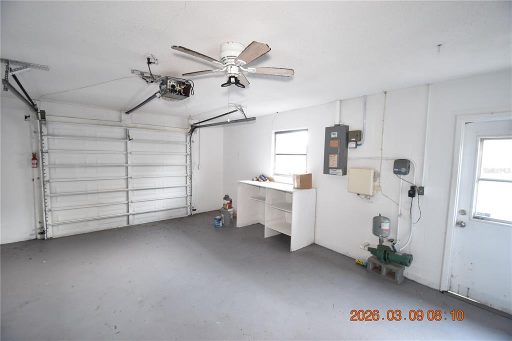 7338 Foxbloom Drive Port Richey, FL 34668 - Photo 33 of 40