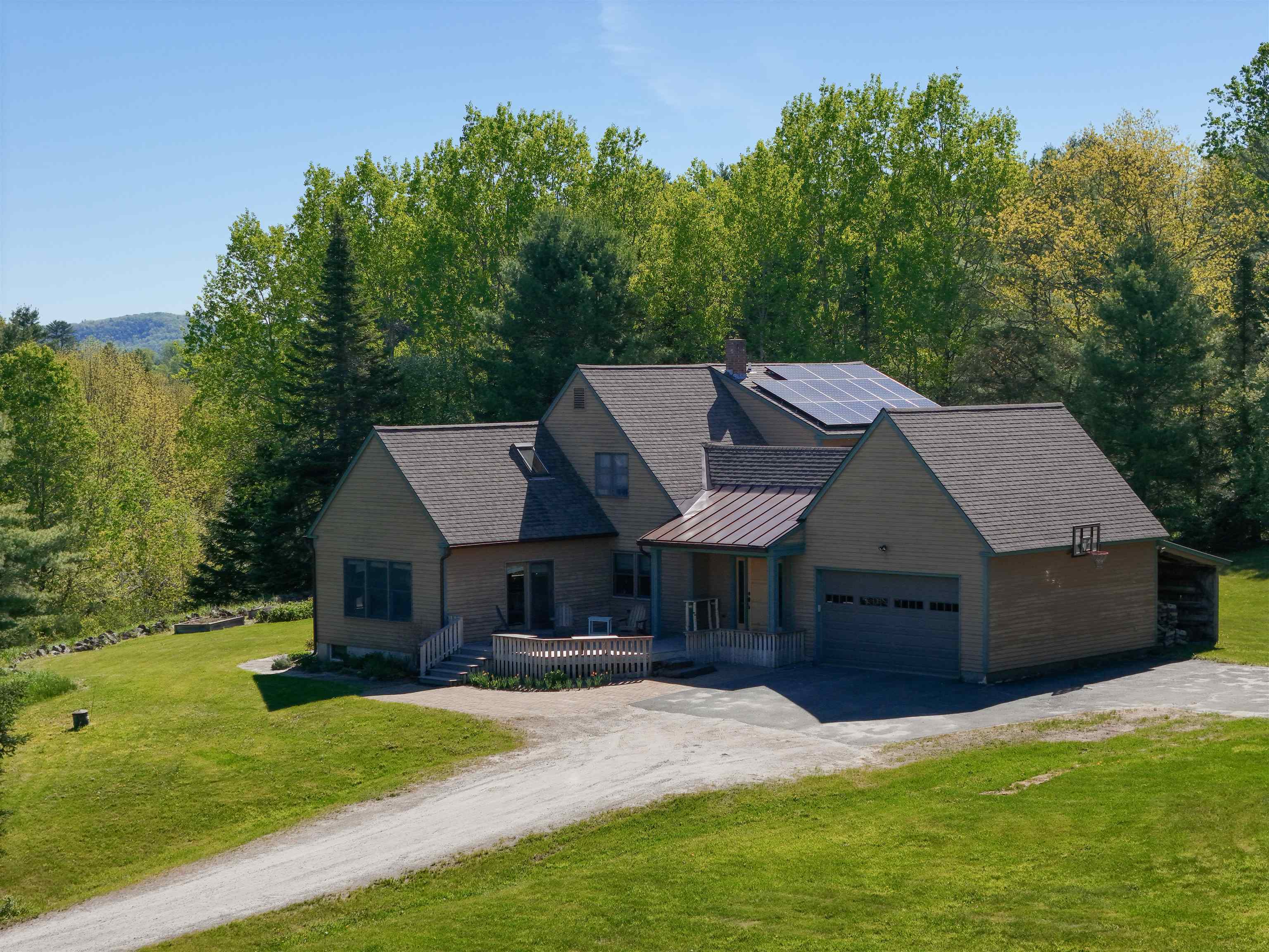 80 McKinley Drive Barnet, VT 05821 - Photo 2 of 57