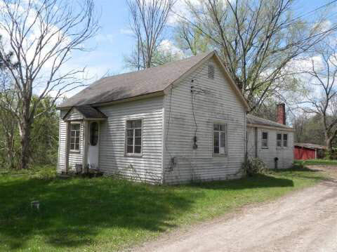 6173 Denton Hill Road Fenton, MI 48430 - Photo 15 of 27 20401502-14.JPG