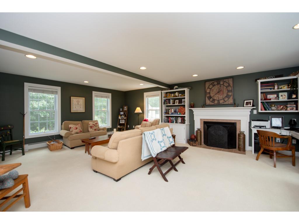 33 A Piscataqua Road Dover, NH 03820 - Photo 11 of 36