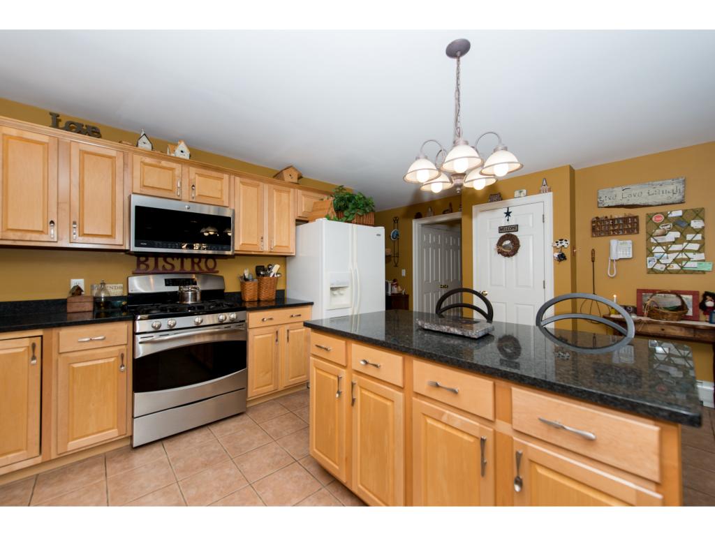 33 A Piscataqua Road Dover, NH 03820 - Photo 4 of 36