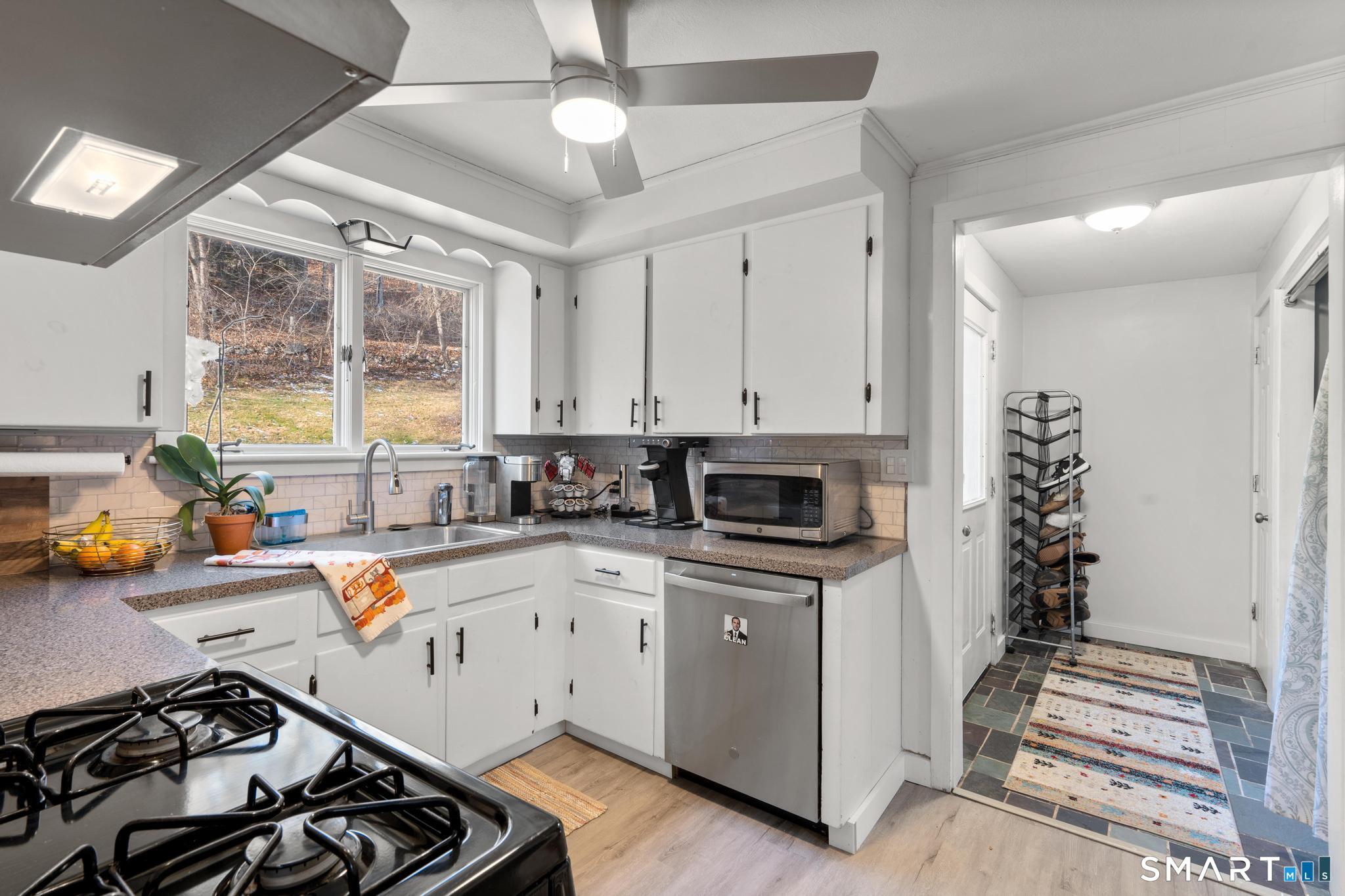 65 Weekeepeemee Road Bethlehem, CT 06751 - Photo 17 of 29