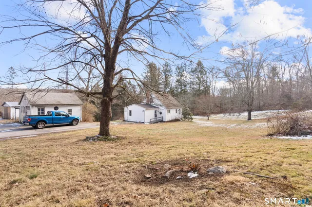 $349,900 | 65 Weekeepeemee Road, Bethlehem, CT 06751