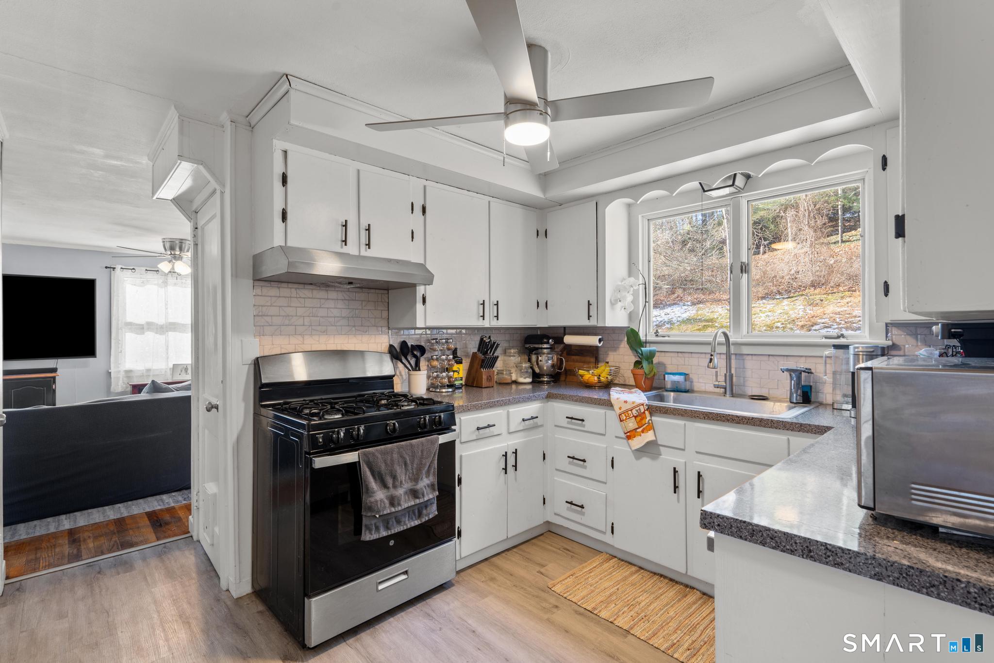 65 Weekeepeemee Road Bethlehem, CT 06751 - Photo 7 of 29