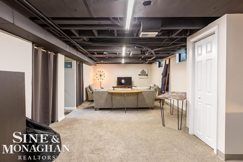1458 Hampton Road Grosse Pointe, MI 48236 - Photo 21 of 28