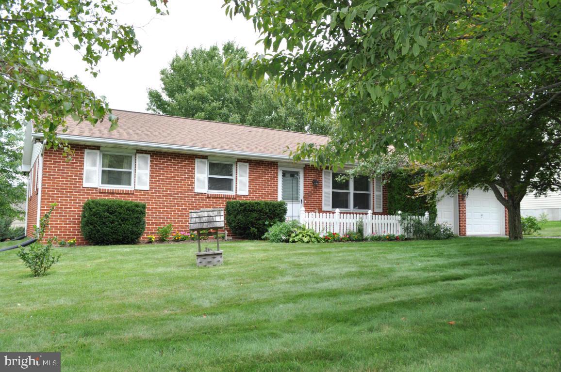 2943 Weaver Road Lancaster, PA 17601 - Photo 1 of 26