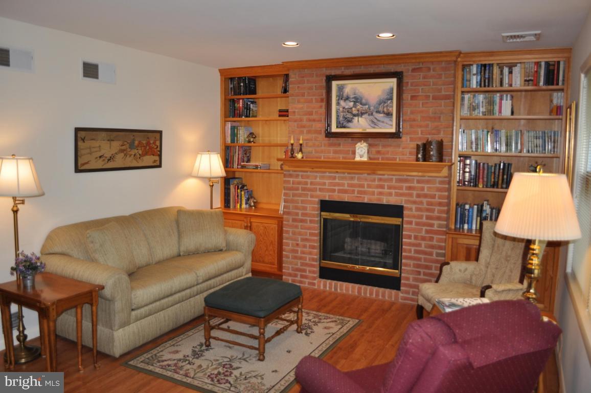 2943 Weaver Road Lancaster, PA 17601 - Photo 2 of 26