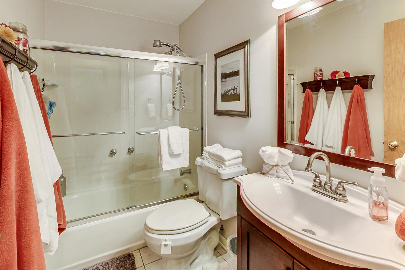 418 Northgate Road Lindenhurst, IL 60046 - Photo 13 of 29