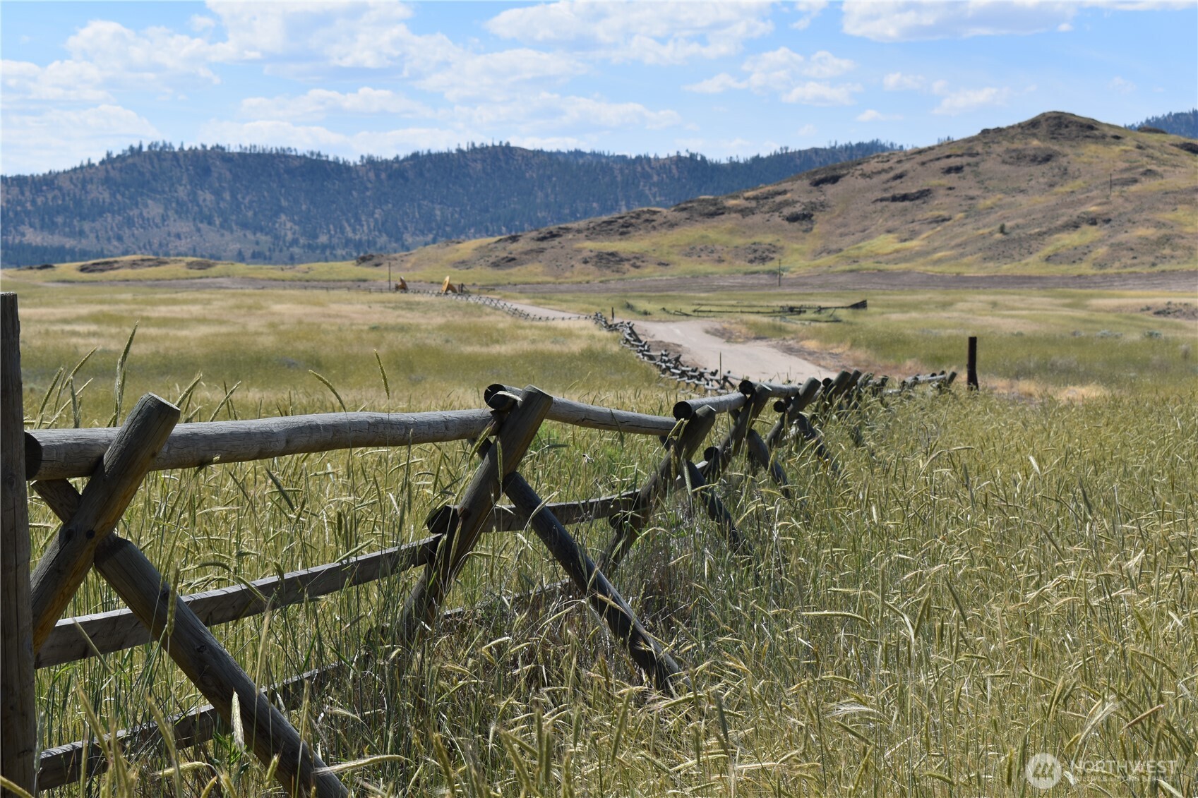 1027 Kuehne Road Keller, WA 99140 - Photo 28 of 40