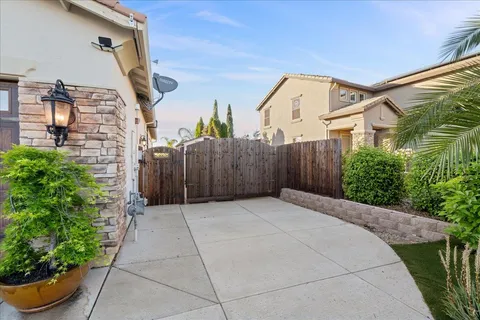 $829,900 | 2142 Fawndale Lane, Lincoln, CA 95648