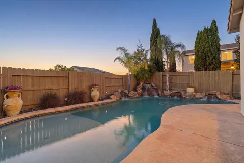 $829,900 | 2142 Fawndale Lane, Lincoln, CA 95648