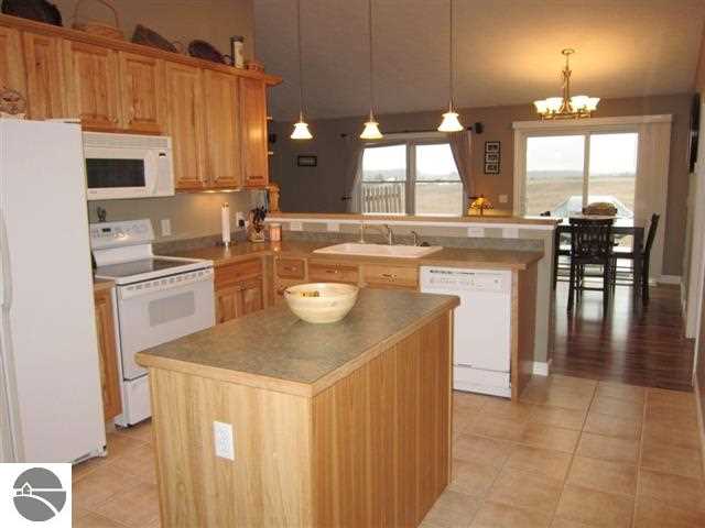 6201 Rahe Road Kingsley, MI 49649 - Photo 14 of 30 1744432-13.JPG