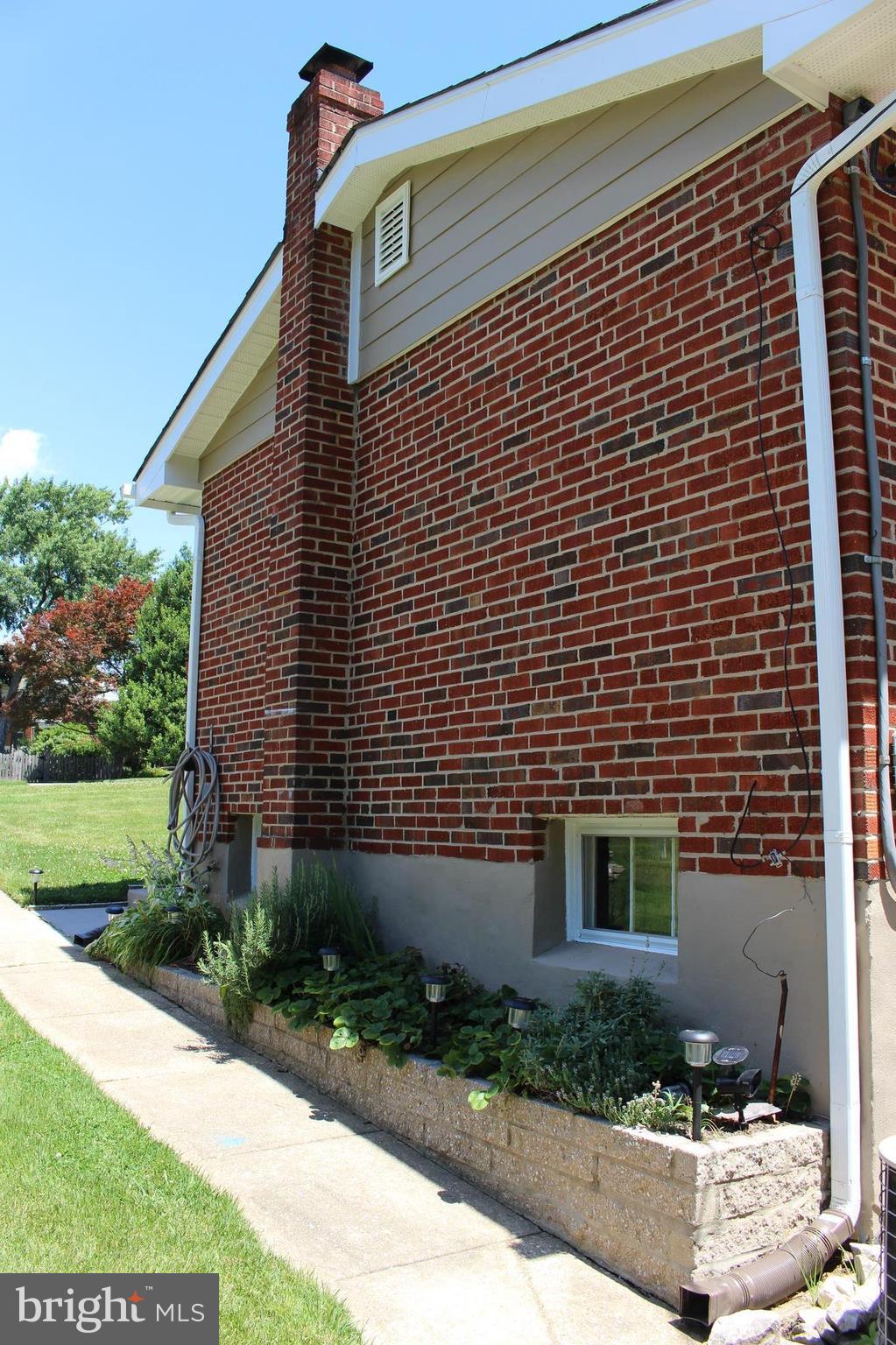 41 Belmore Road Lutherville-Timonium, MD 21093 - Photo 27 of 30 Beautfiully Landscaped, Newer Gutters