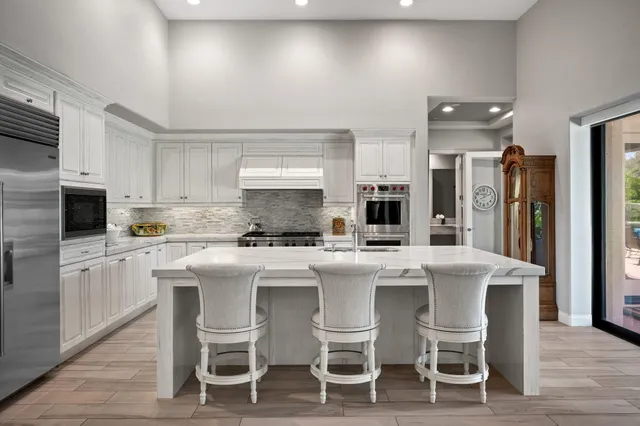 $1,995,000 | 11 Alicante Circle, Rancho Mirage, CA 92270