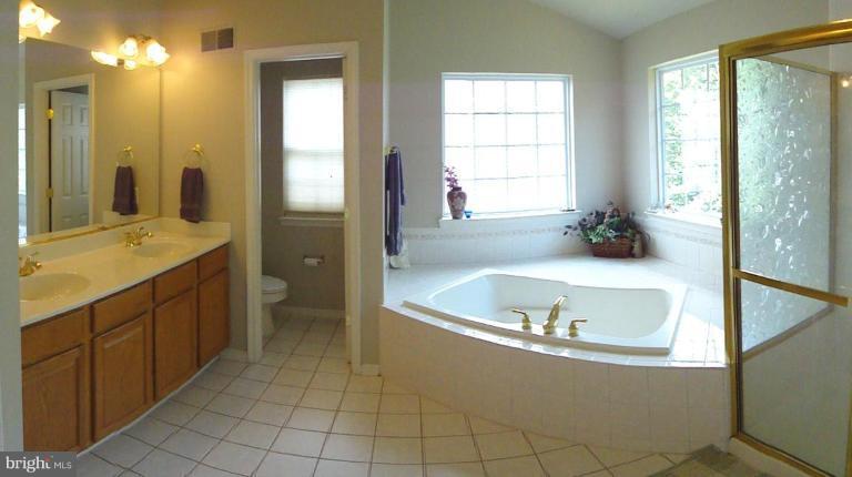 7664 Swallow Road Sykesville, MD 21784 - Photo 20 of 26 Unique #2