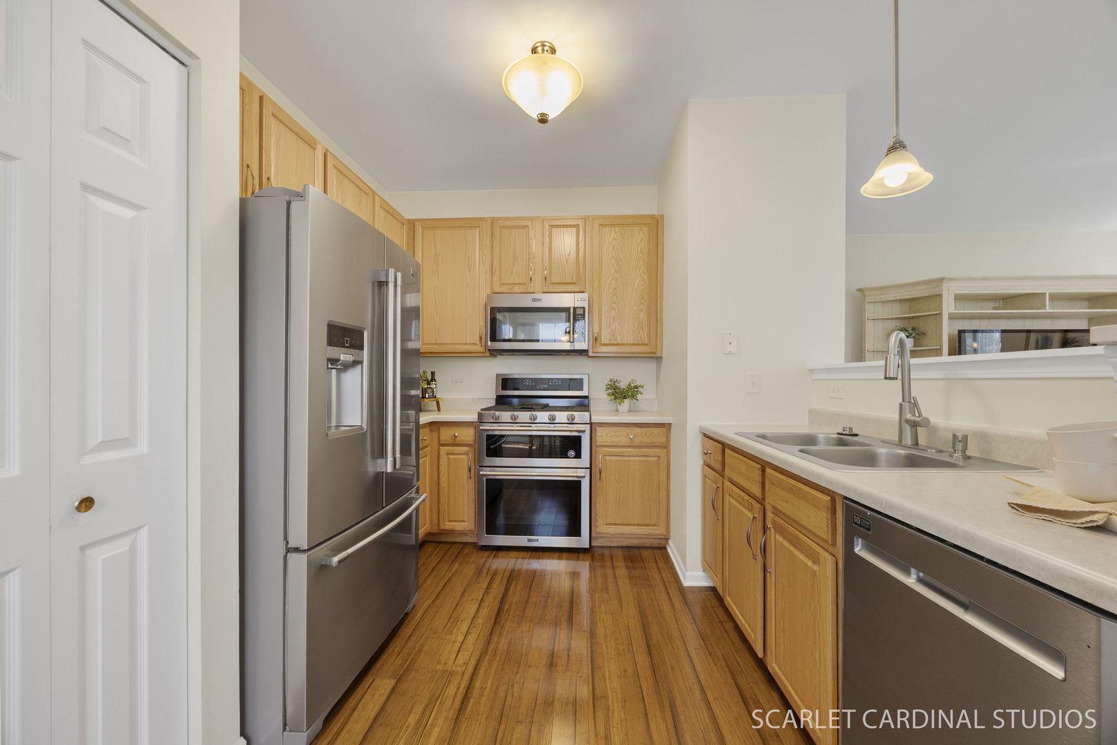 1929 Crestview Circle Romeoville, IL 60446 - Photo 4 of 22 Gallery Image 4