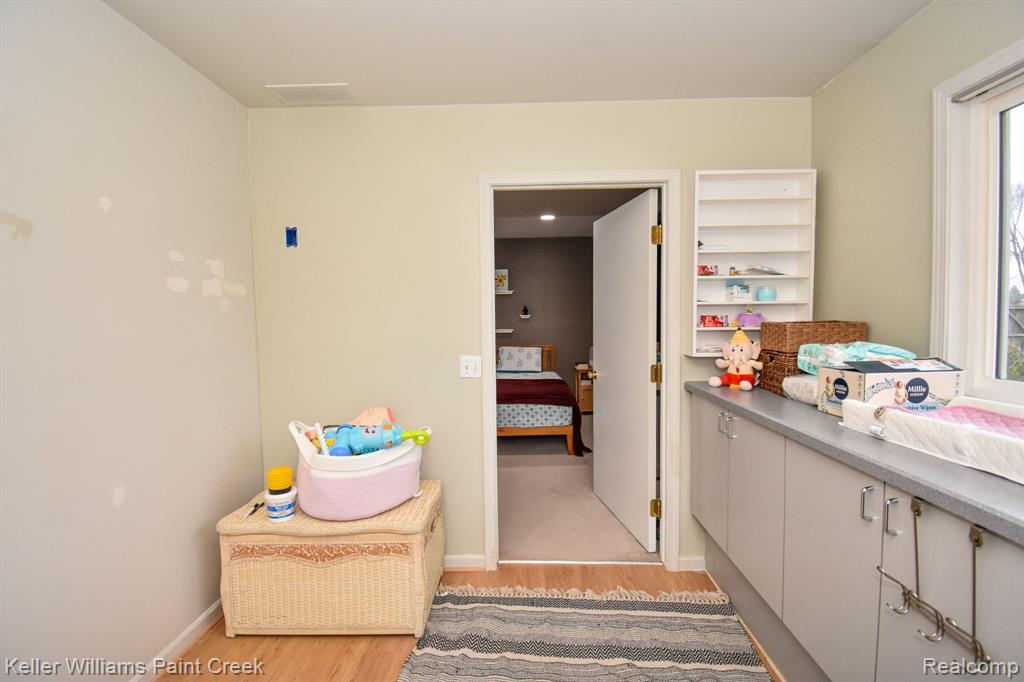 3091 Avon Manor Road Rochester Hills, MI 48307 - Photo 21 of 49
