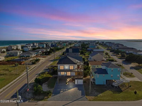 $1,000,000 | 1402 South Anderson Boulevard, Topsail Beach, NC 28445