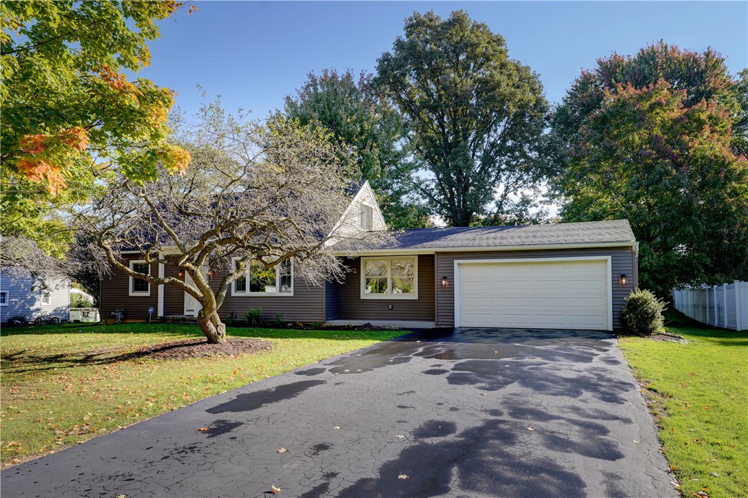 52 Robinwood Trail Rochester, NY 14623 - Photo 1 of 1