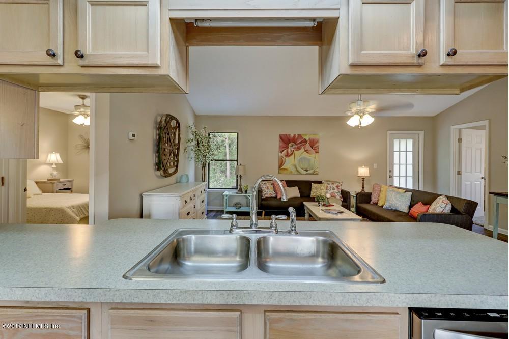 3725 Star Leaf Road Jacksonville, FL 32210 - Photo 7 of 19 Rave Home Staging Jacksonville (6) WEB