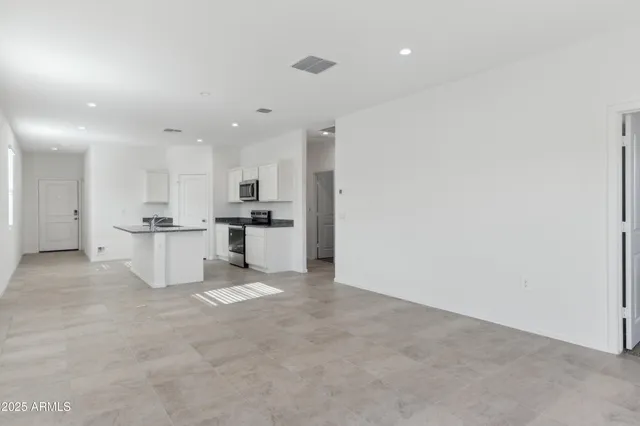 $382,990 | 2040 Starkey Avenue, Apache Junction, AZ 85120