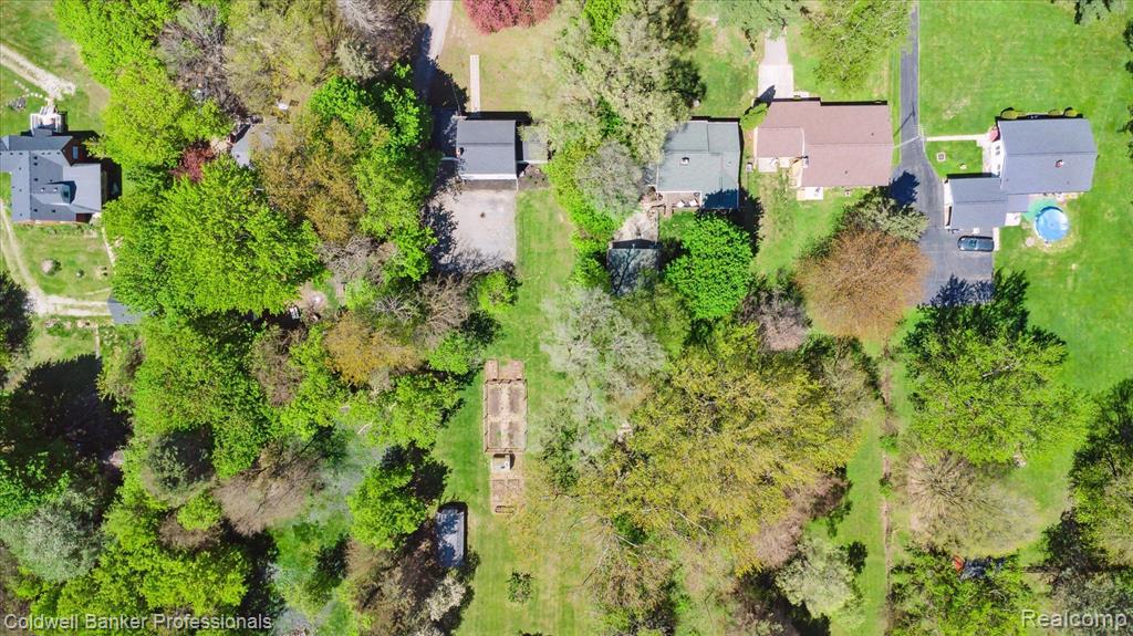 8054 Davison Road Davison, MI 48423 - Photo 55 of 61