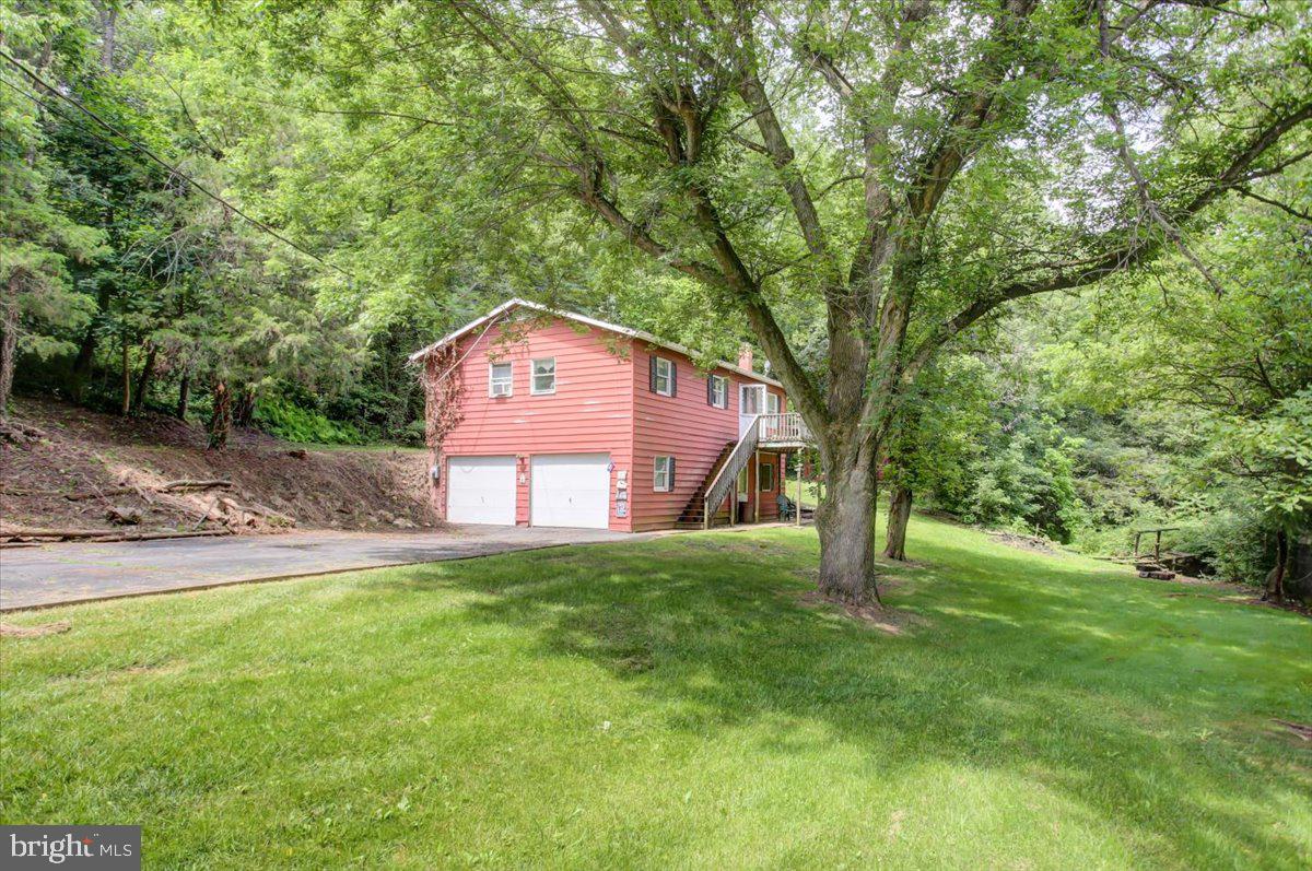 3593 Funk Road Chambersburg, PA 17201 - Photo 3 of 26 Gallery Image 3