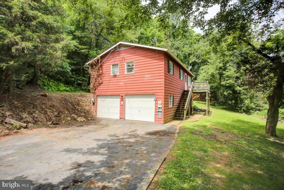 3593 Funk Road Chambersburg, PA 17201 - Photo 5 of 26 Gallery Image 5