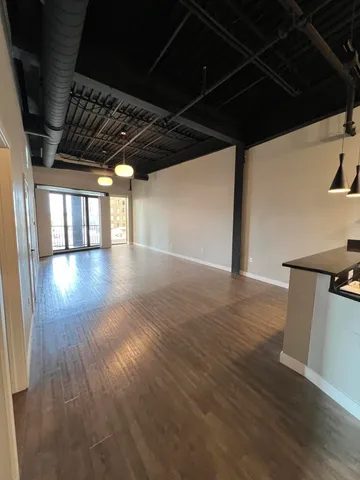 $2,350 | 157 South Kalamazoo Mall, Unit 405, Kalamazoo, MI 49007