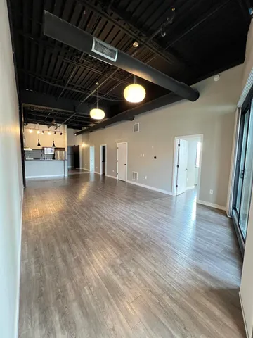 $2,350 | 157 South Kalamazoo Mall, Unit 405, Kalamazoo, MI 49007