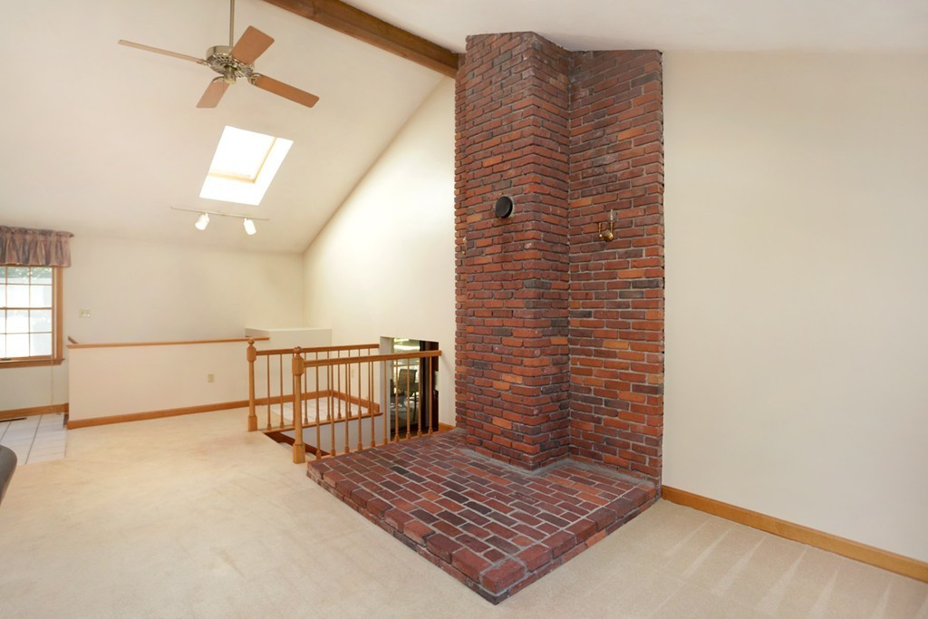 11 Crescent Drive Georgetown, MA 01833 - Photo 8 of 24 Gallery Image 8