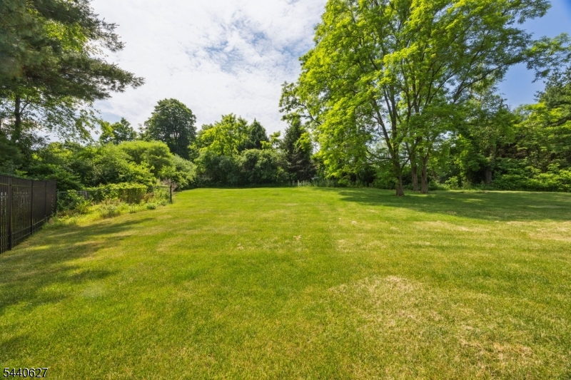 72 Doby Road Randolph, NJ 07945 - Photo 33 of 38