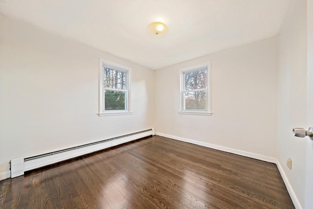 27 Burton Road Braintree, MA 02184 - Photo 13 of 30 Gallery Image 13