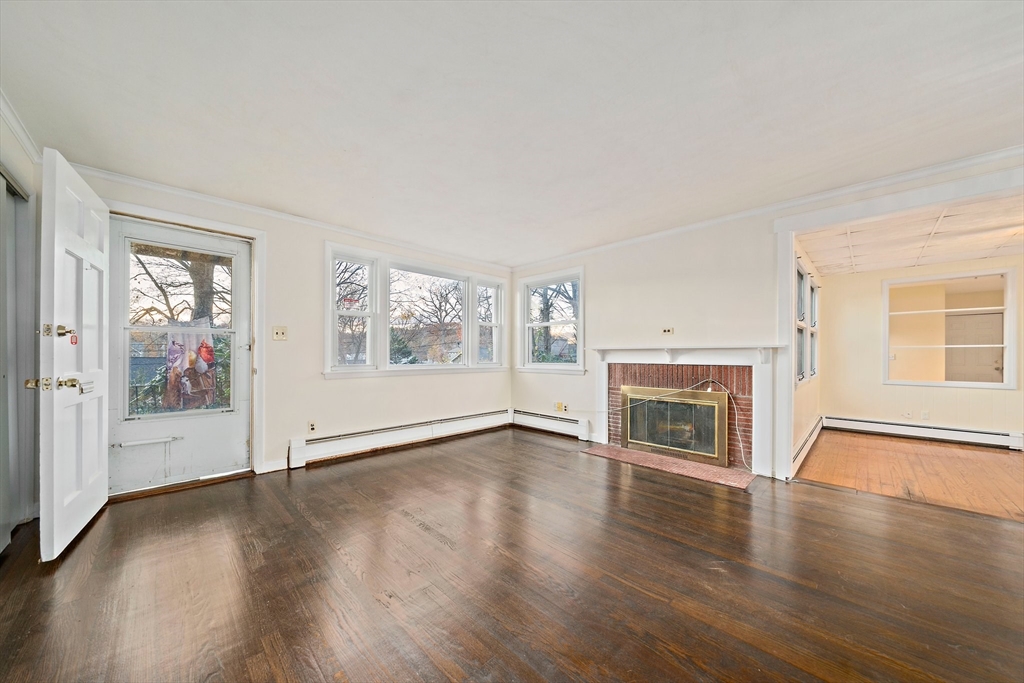 27 Burton Road Braintree, MA 02184 - Photo 6 of 30 Gallery Image 6