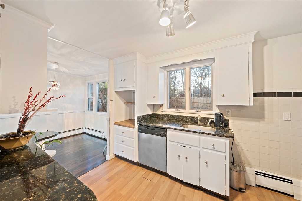 27 Burton Road Braintree, MA 02184 - Photo 10 of 30 Gallery Image 10
