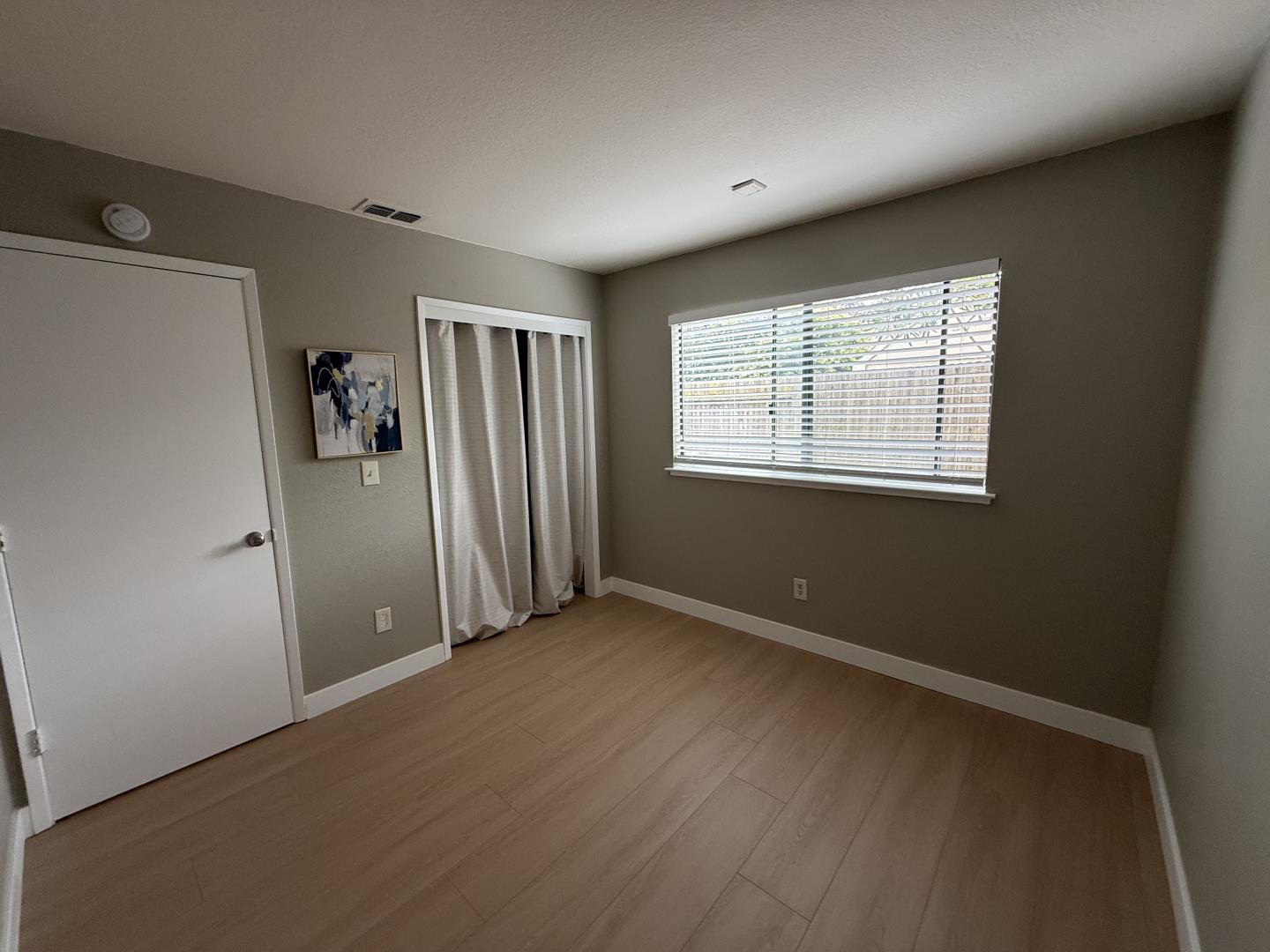 1870 Azurite Way Sacramento, CA 95833 - Photo 32 of 38 an empty room with windows