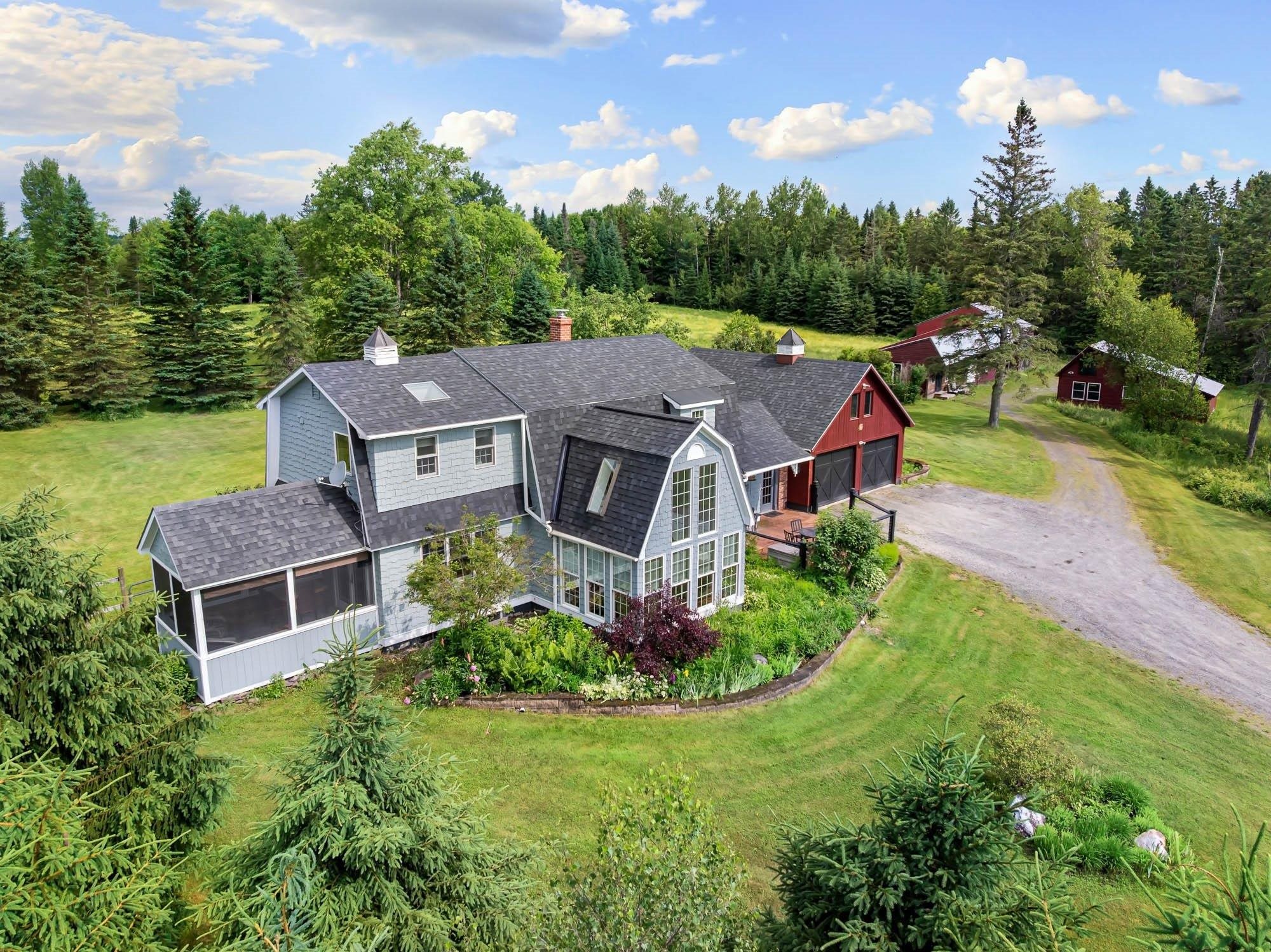 1225 Hardwick Street Hardwick, VT 05836 - Photo 2 of 48