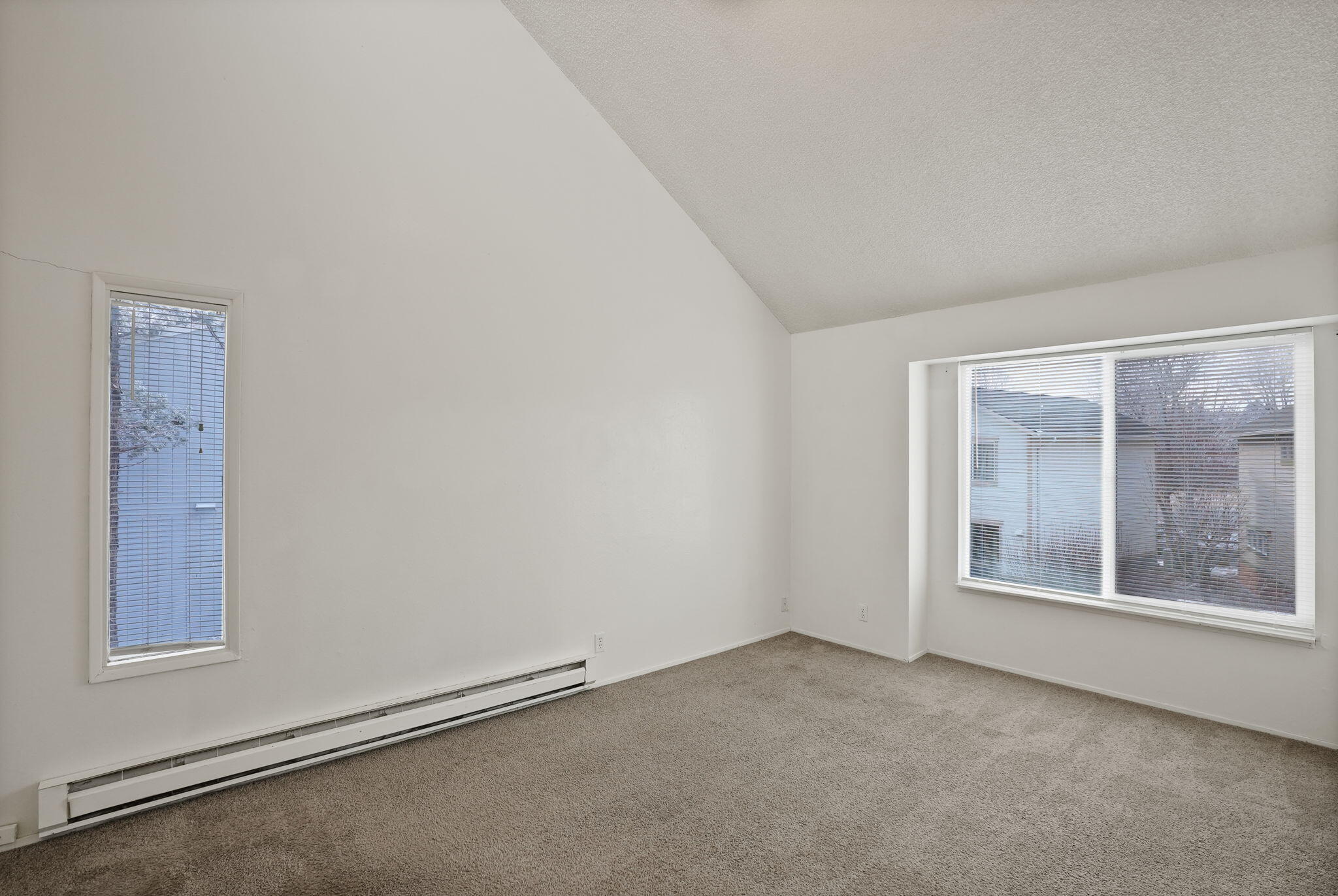 2011 Northeast Neil Way Bend, OR 97701 - Photo 11 of 31 Gallery Image 11