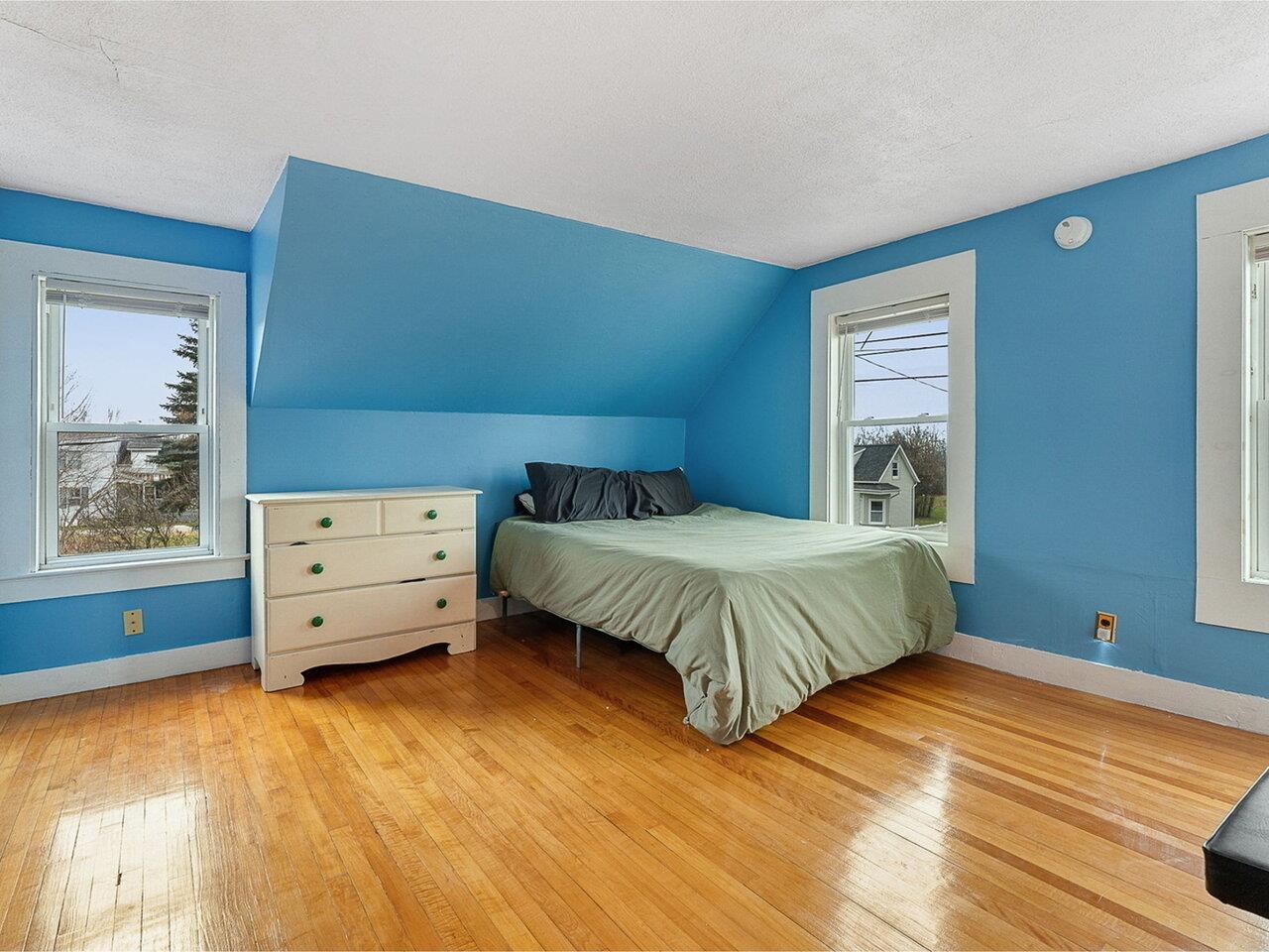 15 Walnut Street St. Albans, VT 05478 - Photo 17 of 31