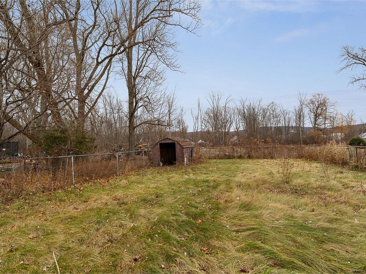 15 Walnut Street St. Albans, VT 05478 - Photo 26 of 31