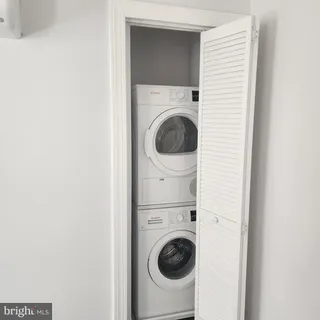 $1,750 | 1934 Spruce Street, Unit 3R, Philadelphia, PA 19103