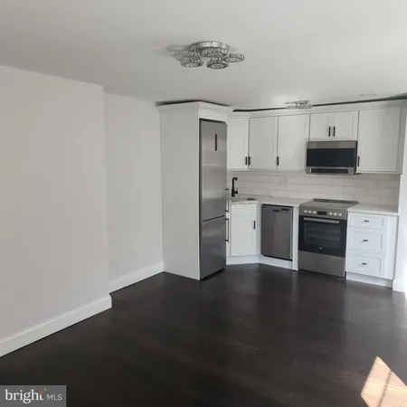 $1,750 | 1934 Spruce Street, Unit 3R, Philadelphia, PA 19103