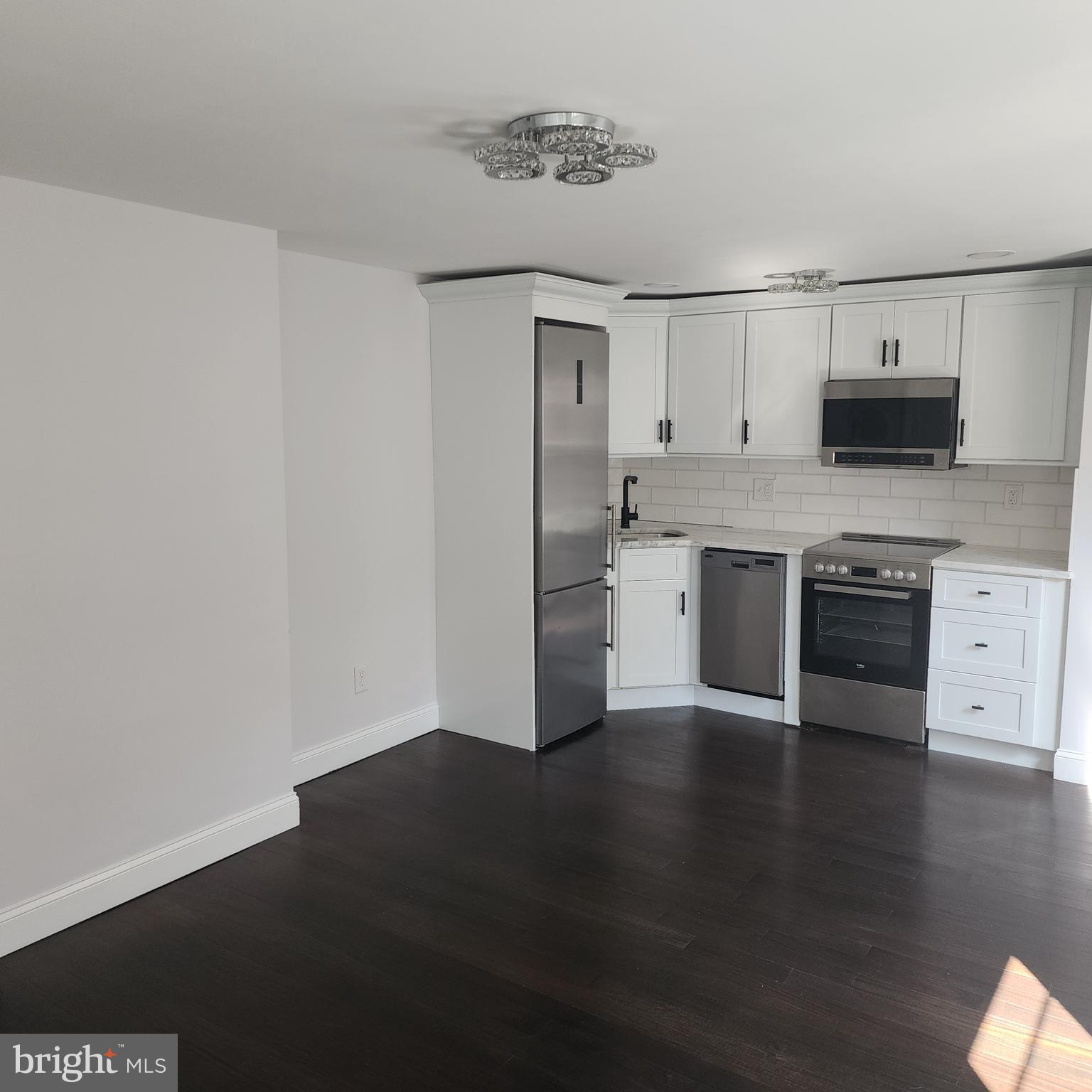 1934 Spruce Street, Unit 3R Philadelphia, PA 19103 - Photo 18 of 23