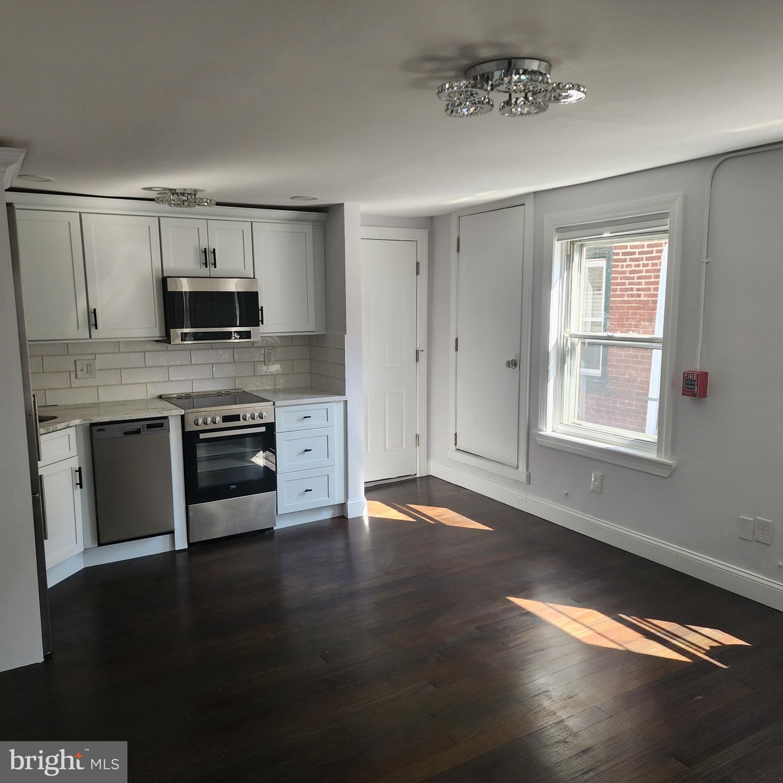 1934 Spruce Street, Unit 3R Philadelphia, PA 19103 - Photo 20 of 23