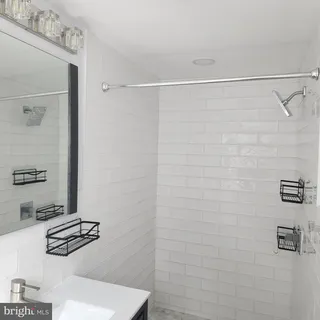 $1,750 | 1934 Spruce Street, Unit 3R, Philadelphia, PA 19103