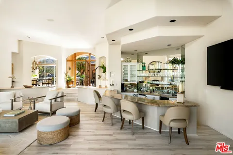 $3,995,000 | 136 Netas Drive, Palm Desert, CA 92260