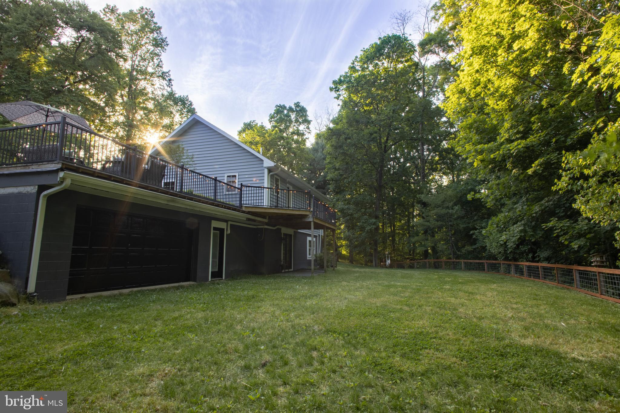 227 Reifsnyder Road Lititz, PA 17543 - Photo 5 of 21 Back yard